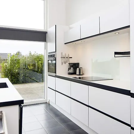 8 Person Holiday In Knebel